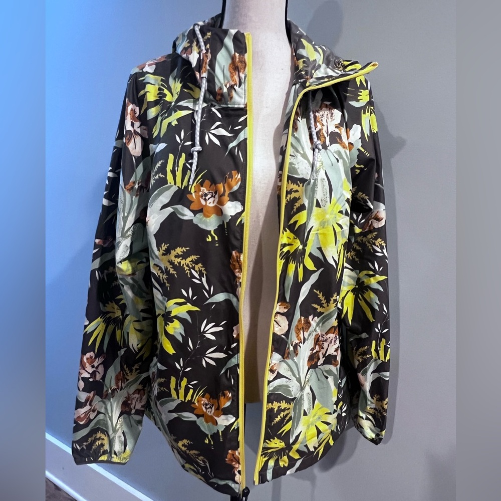 Columbia Multicolor Camouflage Windbreaker